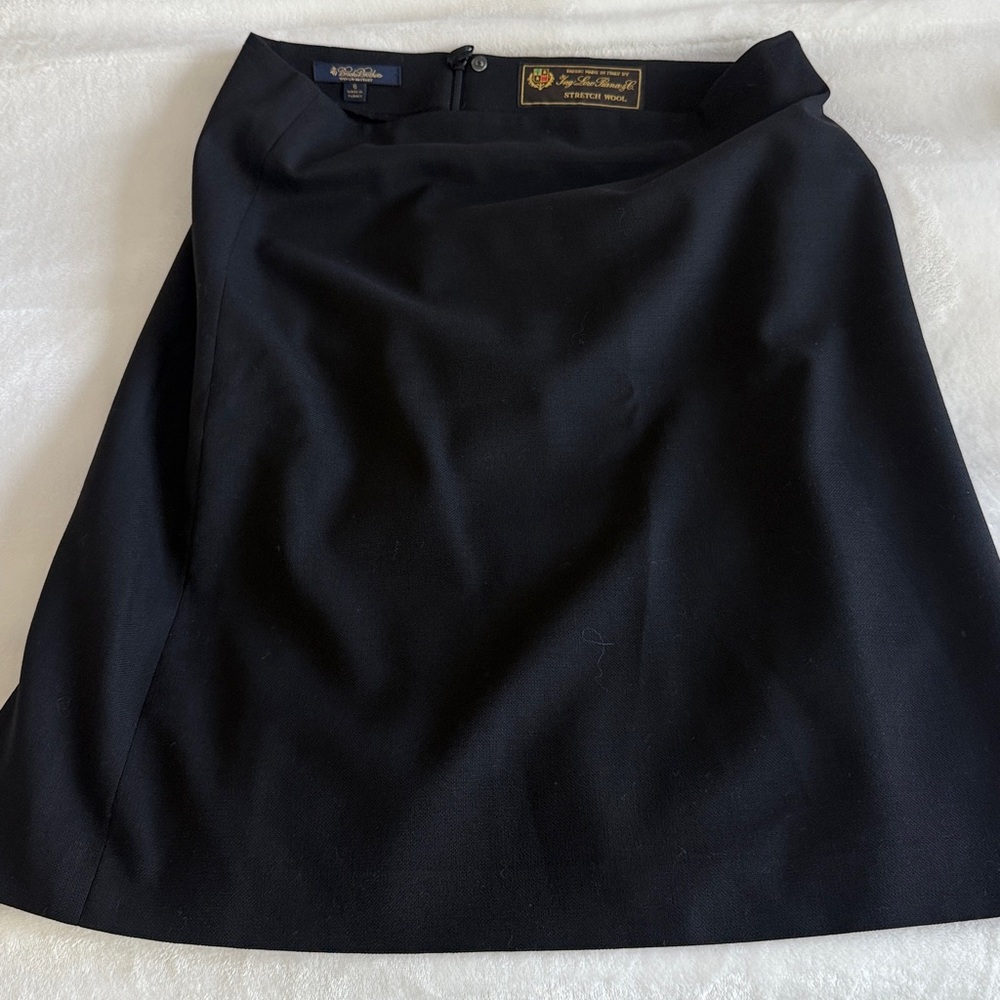 Brooks Brothers Stretch Wool Skirt in Black
